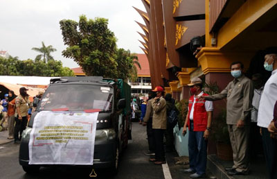 Wako Firdaus Lepas 15.625 Paket Bantuan Warga Terdampak COVID-19